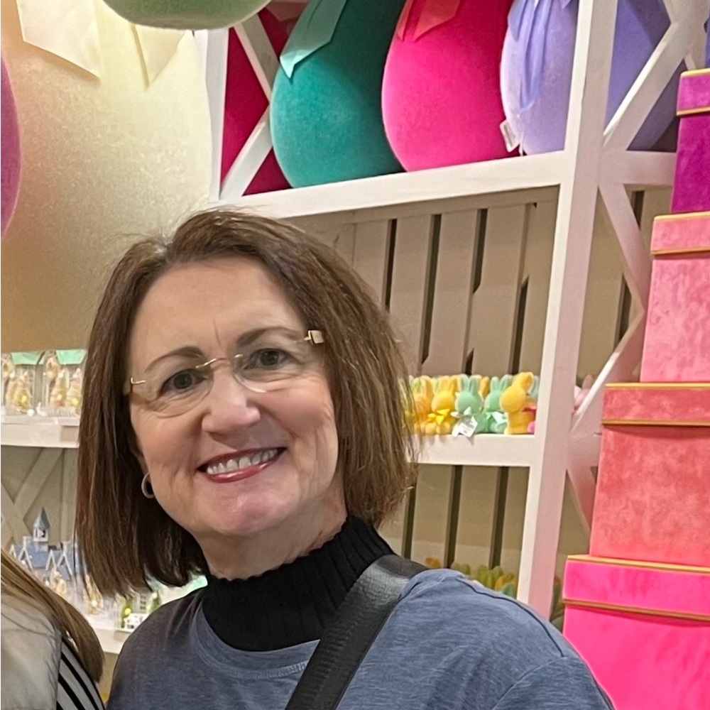 Meet your Posher, Shelly